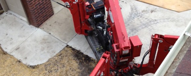 Small crane for tight spots